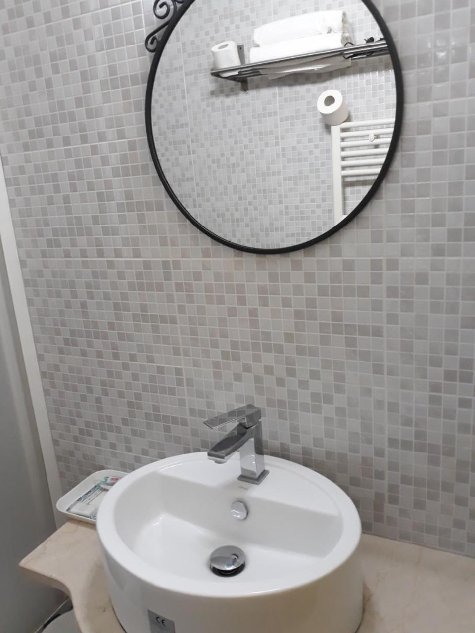Hotel Sira House Milano Extérieur photo